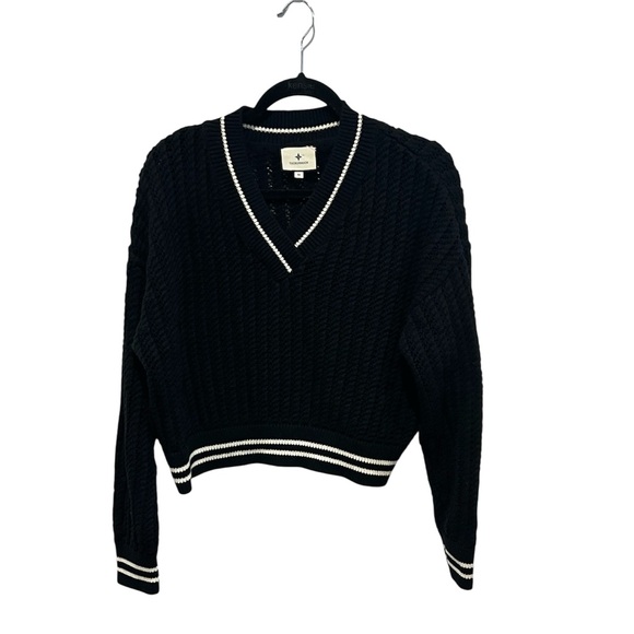 Tuckernuck Irene v neck black with white trim cotton crop sweater Medium - Picture 2 of 9